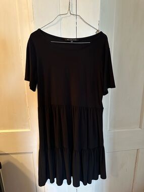 Nik and Nash Black Scoop-Neck Tiered Mini Dress